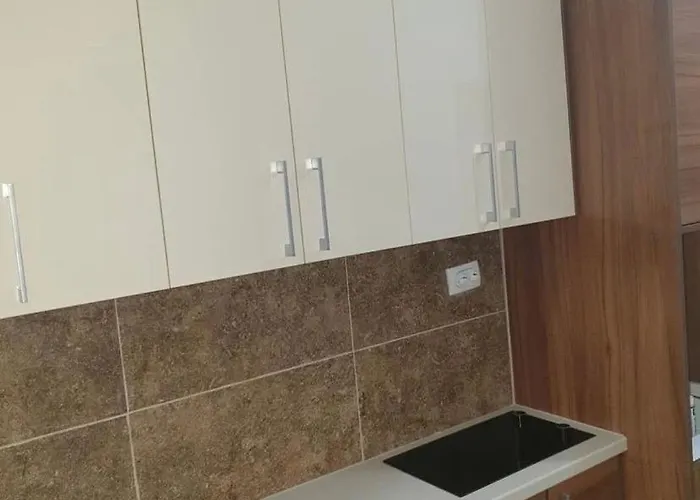 Stan Na Dan Stari アパート *